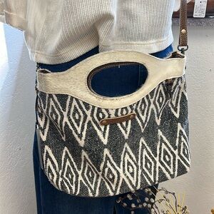 NWT Myra Bag. 15 x 13. Removable strap